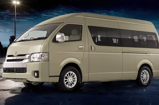 17 and 18 Seater Minibus Hire Manchester
